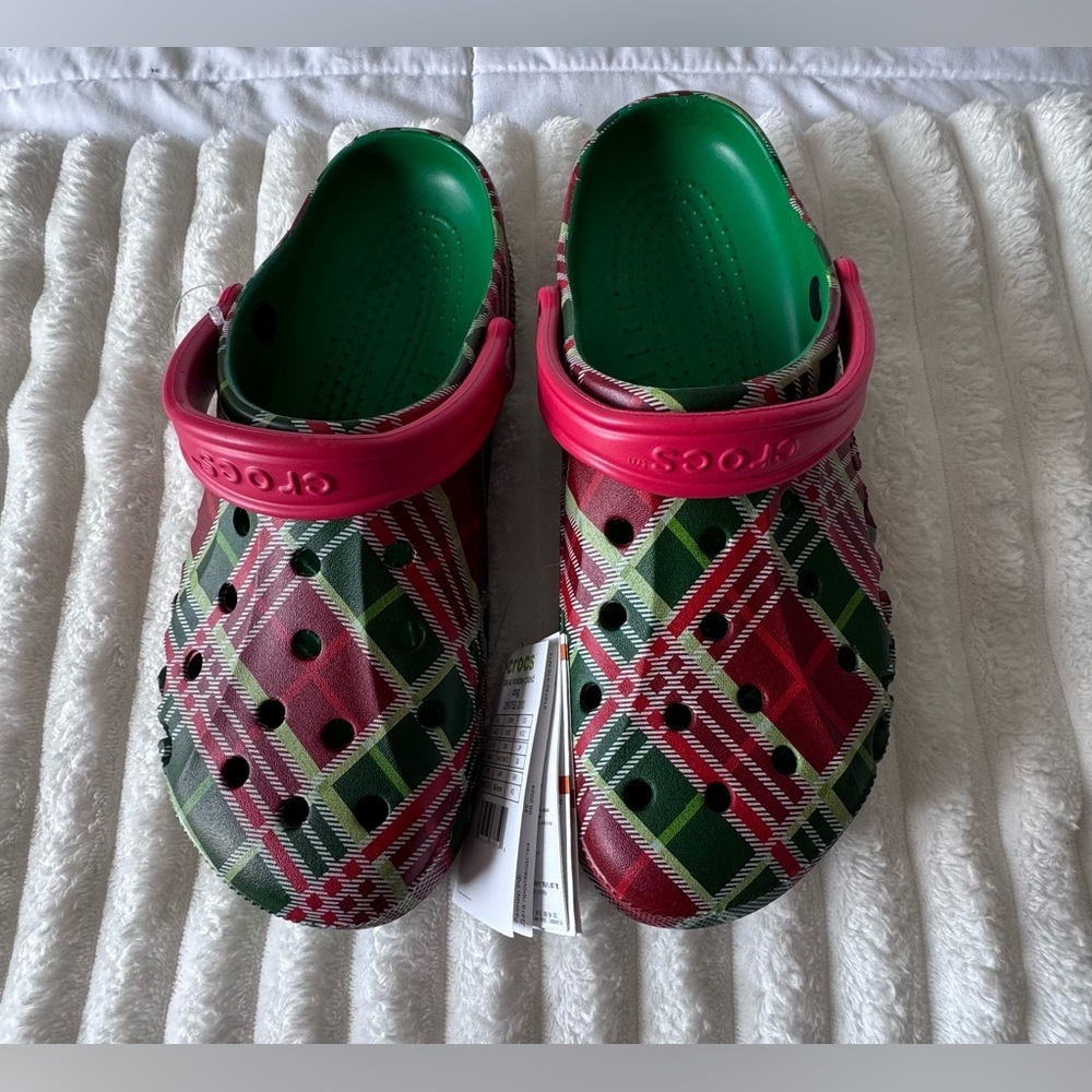 Crocs Baya Holiday Plaid Clogs Size 12Men /14Women Christmas Red Green Sandals